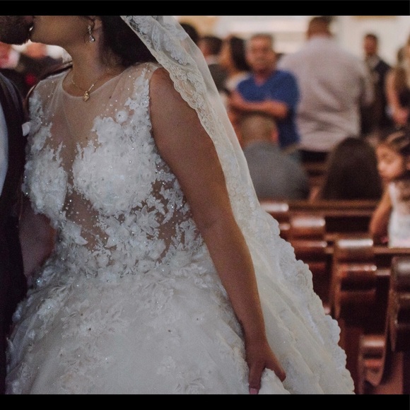 Ballgown Morilee Wedding Dress - Picture 3 of 7